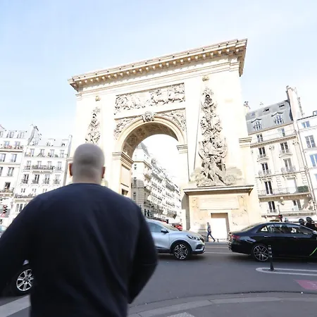 Quartier Republique Free Netflix Paris